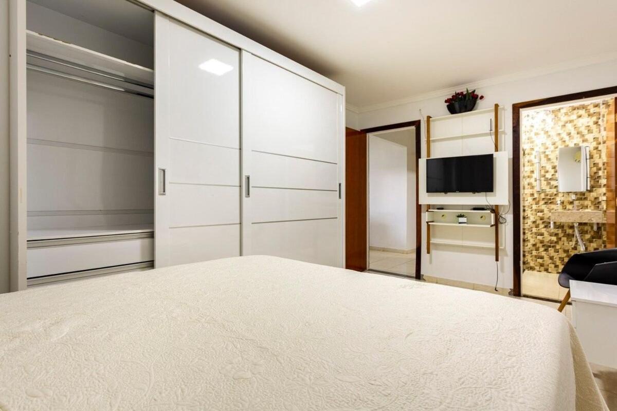 Ap 85M2 , 2Qts Com Suite , Estacionamento, Cozinha Completa , Wi-Fi 500Mb , Jr Catito Brasília Eksteriør billede