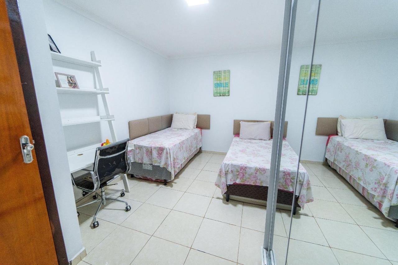 Ap 85M2 , 2Qts Com Suite , Estacionamento, Cozinha Completa , Wi-Fi 500Mb , Jr Catito Brasília Eksteriør billede