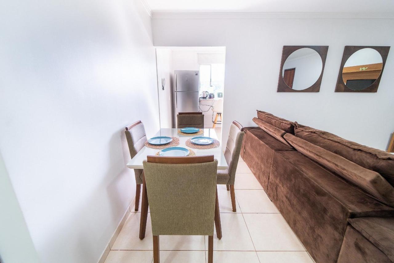 Ap 85M2 , 2Qts Com Suite , Estacionamento, Cozinha Completa , Wi-Fi 500Mb , Jr Catito Brasília Eksteriør billede